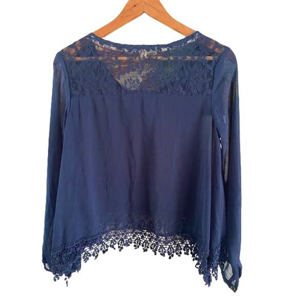 Rewind Navy Blue Semi-Sheer Lace Crochet Long Sleeve Loose Fit Blouse Sz Small - Picture 2 of 11